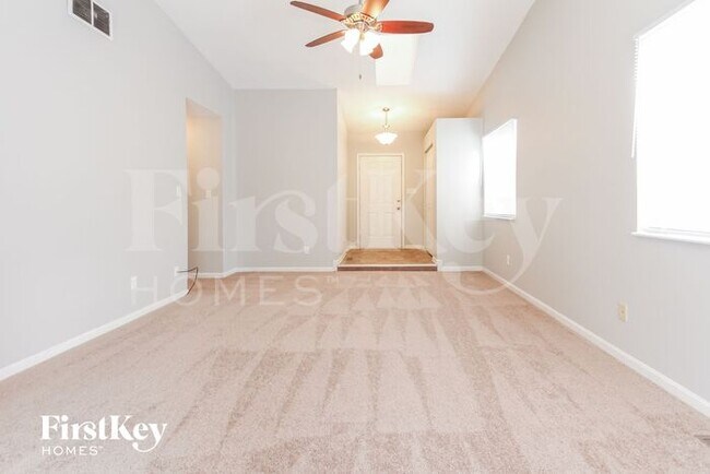 Foto del edificio - 6338 Perry Pines Ct