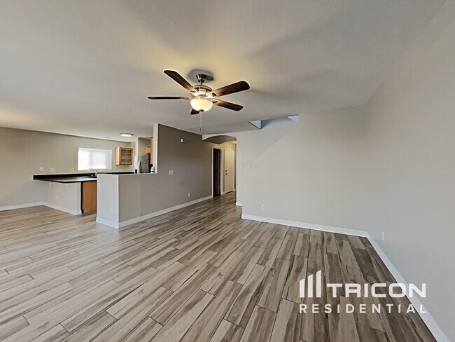 Foto del edificio - 15976 W Hammond St