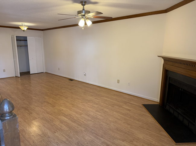 Building Photo - Beautiful Cary Townhome