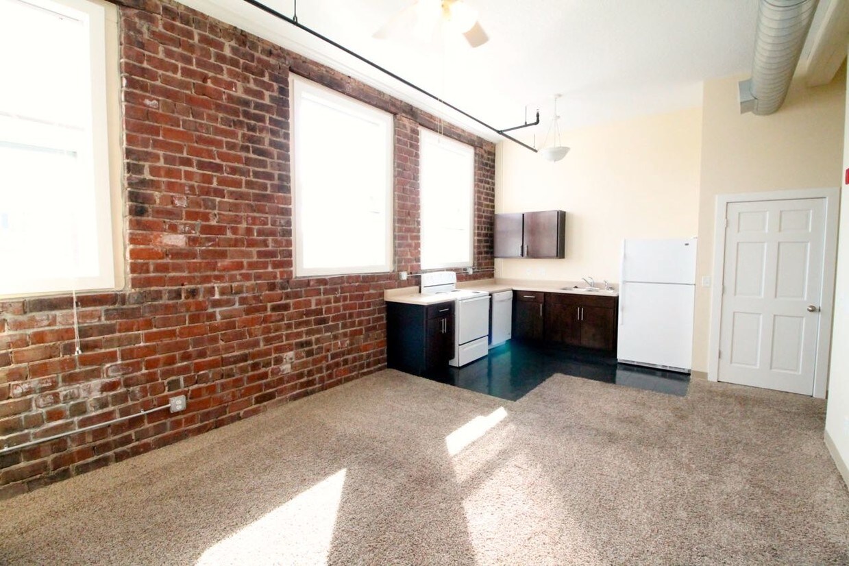 1319 5th Ave Unit 309, Moline, IL 61265 Room for Rent in Moline, IL