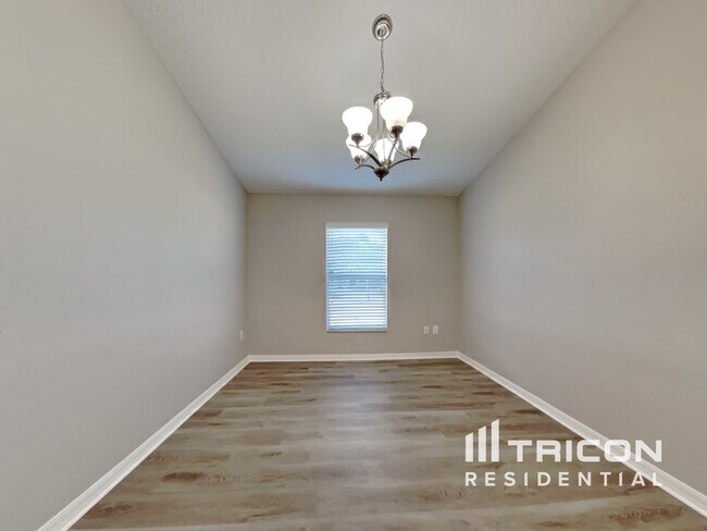 Building Photo - 16668 Myrtle Sand Drive Wimauma FL