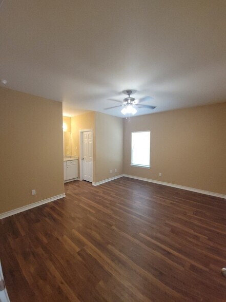 Foto del edificio - 2107 24th St N