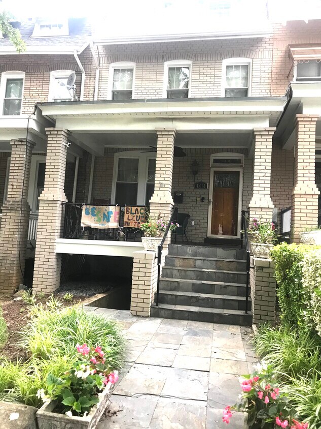 FRONT ENTRANCE - 1413 Shepherd St NW