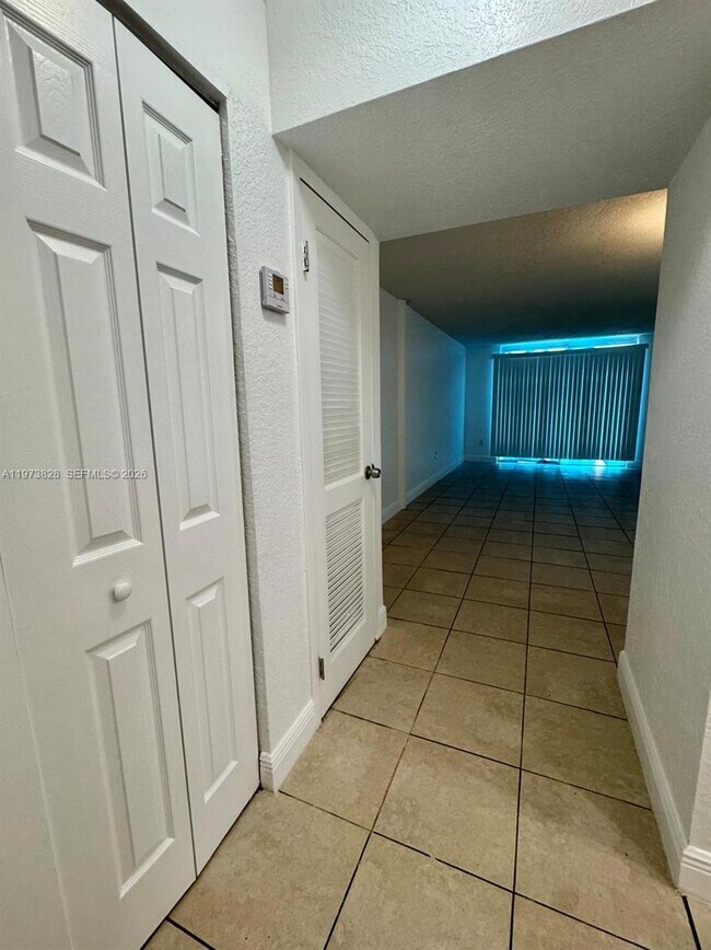 Foto del edificio - 1800 Sans Souci Blvd