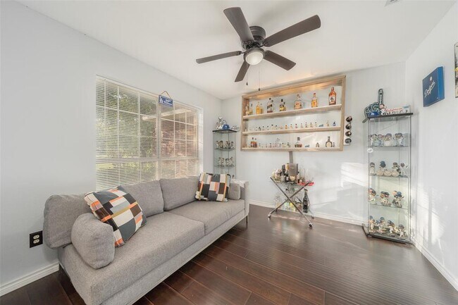 Foto del edificio - 5501 Bright Star Trail