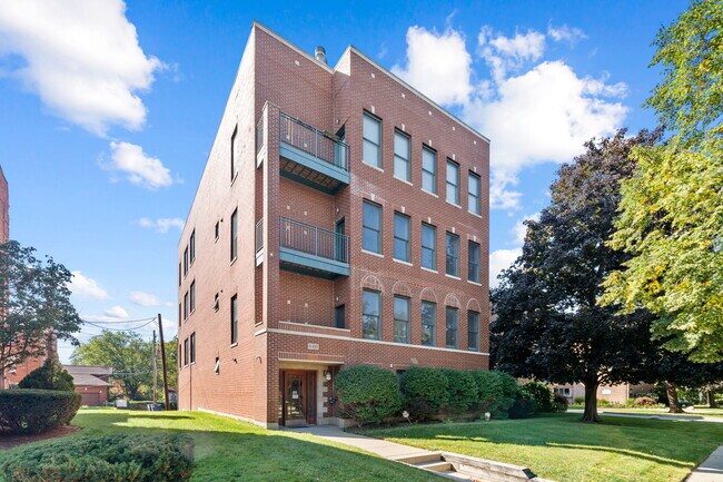 Foto del edificio - 140 Ridge Ave