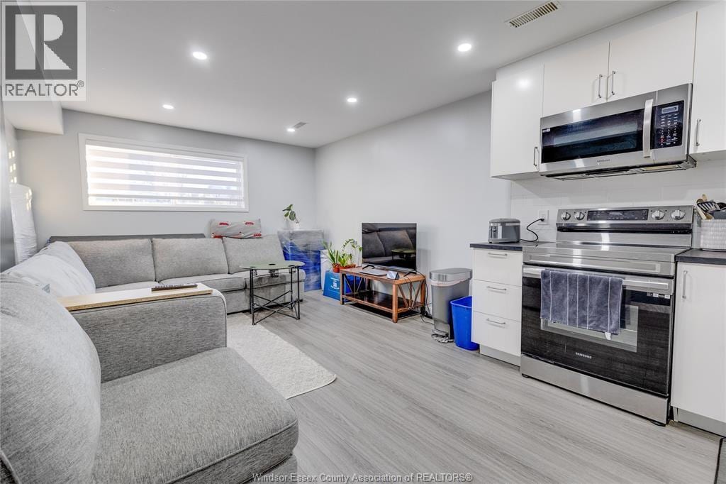 Primary Photo - 12726 Horwood Crescent