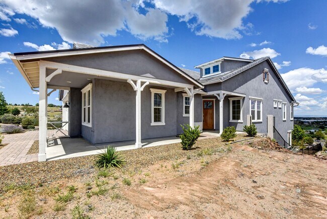 Foto del edificio - New reduced price! 3 bedroom, 2 bath home ...