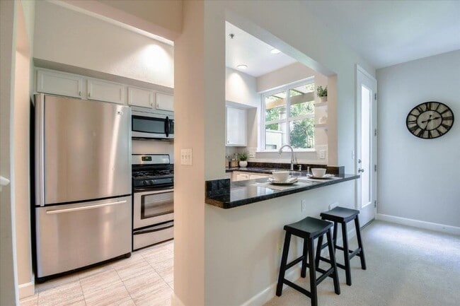 Kitchen - 108 Bryant St