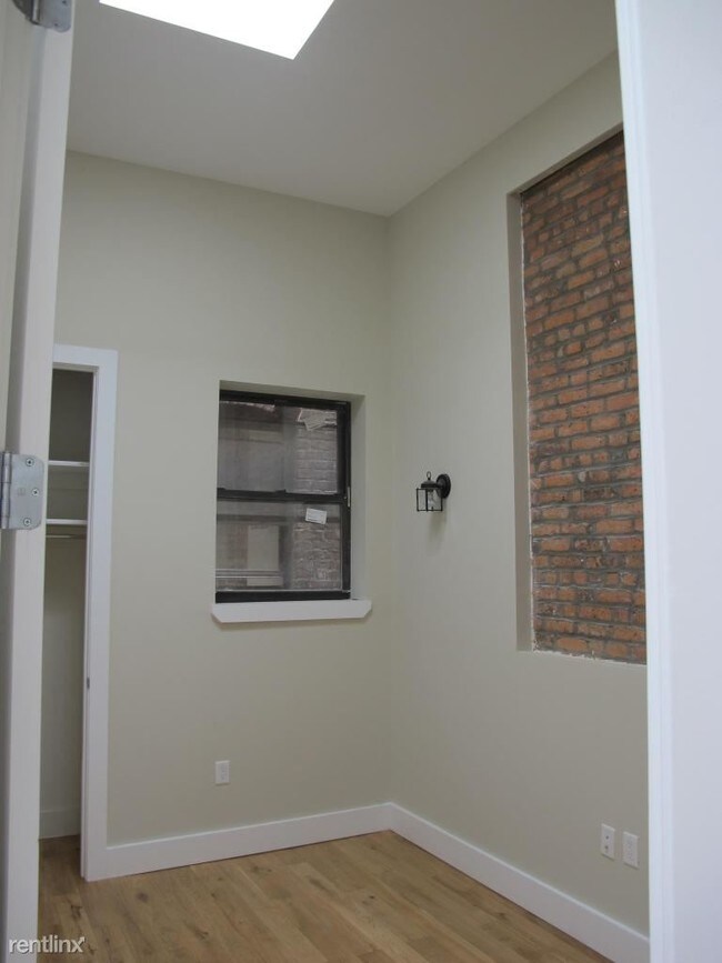 Building Photo - 1512 DeKalb Ave