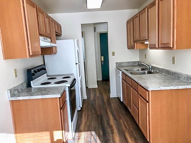 Primary Photo - 3929 Clearacre Lane #193