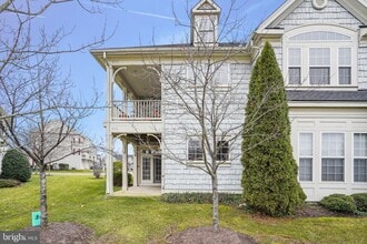 Building Photo - 13930 Greendale Dr