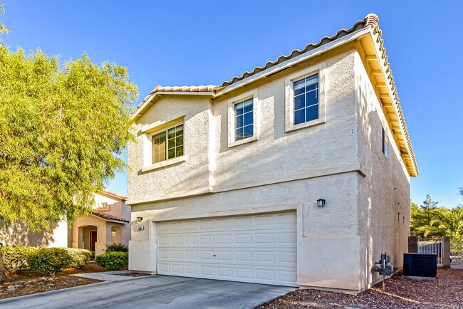 Foto del edificio - 5044 Drifting Creek Ave