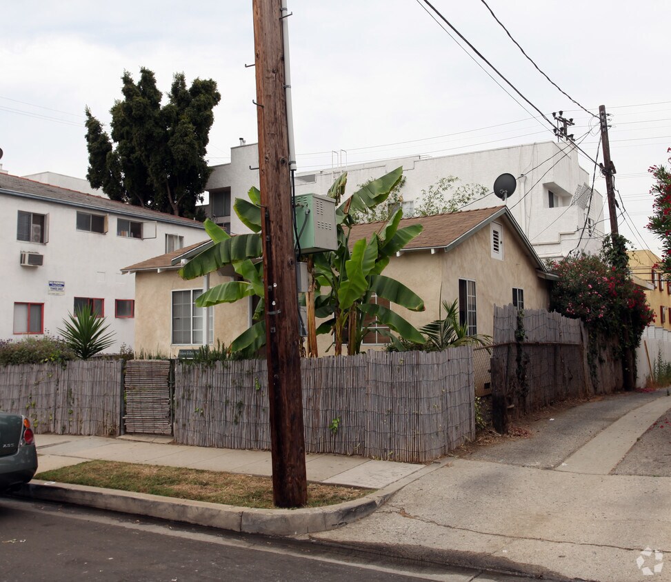 Building Photo - 1261-1265 S Westgate Ave