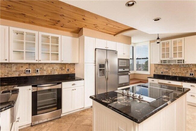 Foto del edificio - 1332 Pasadena Ave S