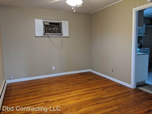 Building Photo - 3 br, 1.5 bath House - 1123 W Wildwood Ave.