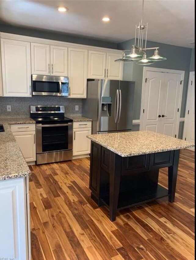 Building Photo - 713 Tallahassee Dr