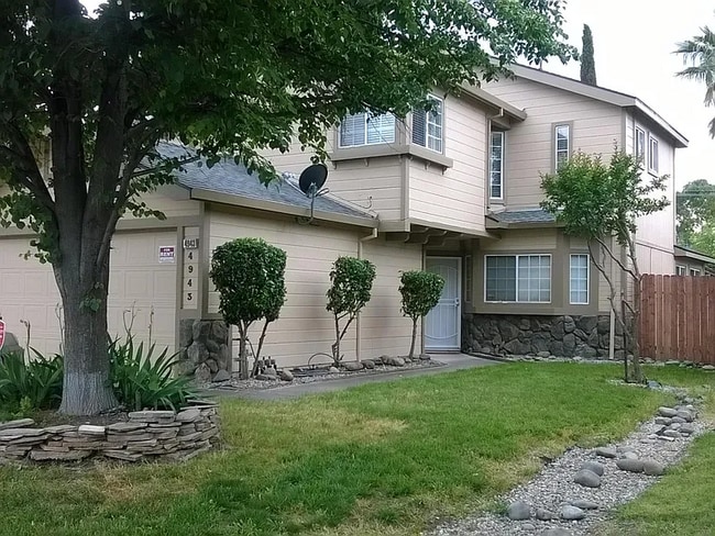 Building Photo - 4943 Wind Creek Dr