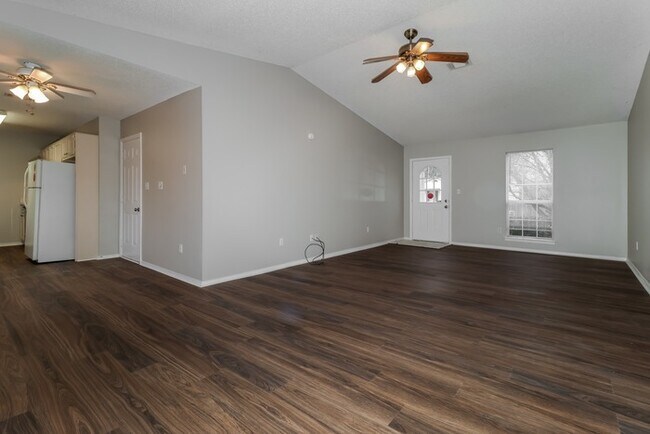 Foto del edificio - 13201 Hummingbird Ln