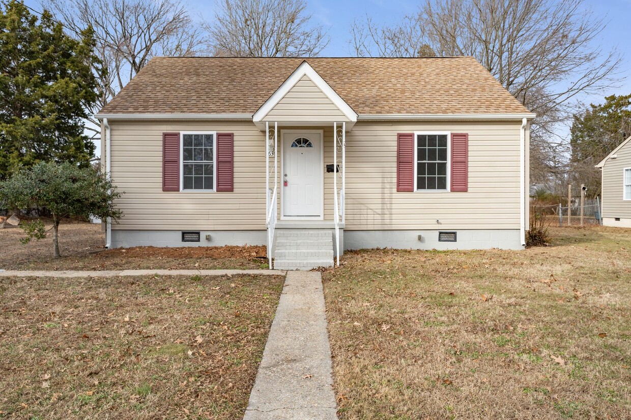 Primary Photo - Charming Remodeled Home for Rent!