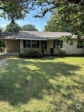Building Photo - 141 Fannie Dr