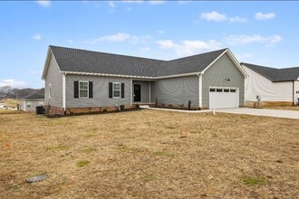 Building Photo - 1112 Andover Dr