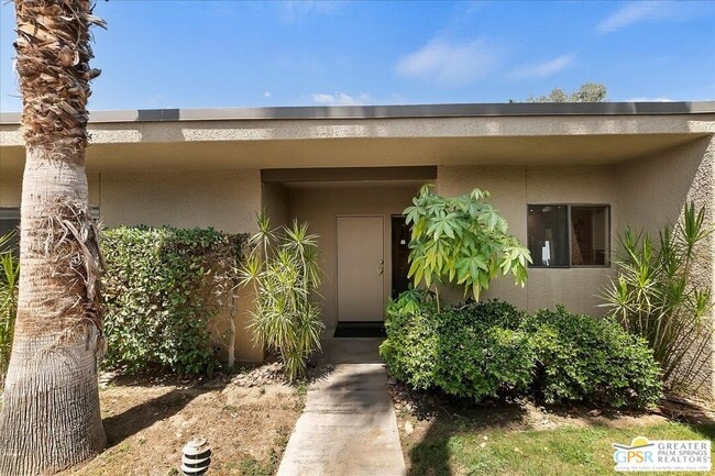 Building Photo - 1326 Tiffany Cir N