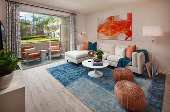 Aliso Town Center Apartment Homes photo'