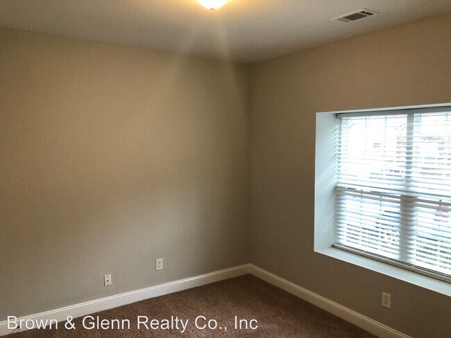 Foto del edificio - 3 br, 2 bath House - 5833 Bradford Lake Lane