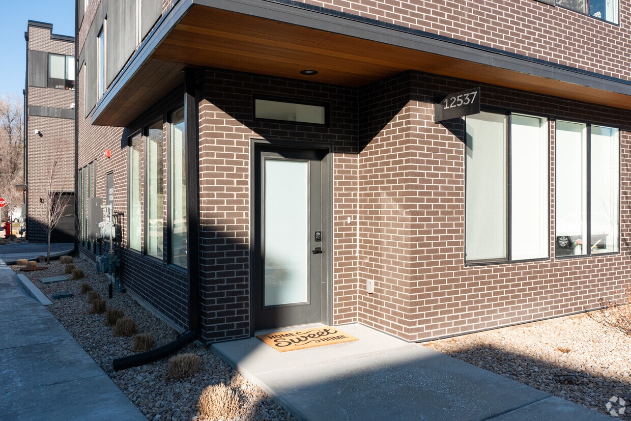 Moda Peak Apartments in Draper, UT