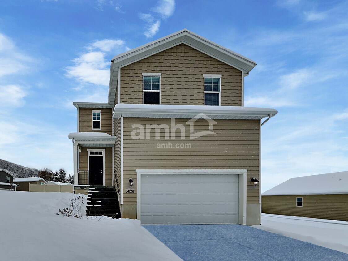 Foto principal - 3028 East North Village Drive