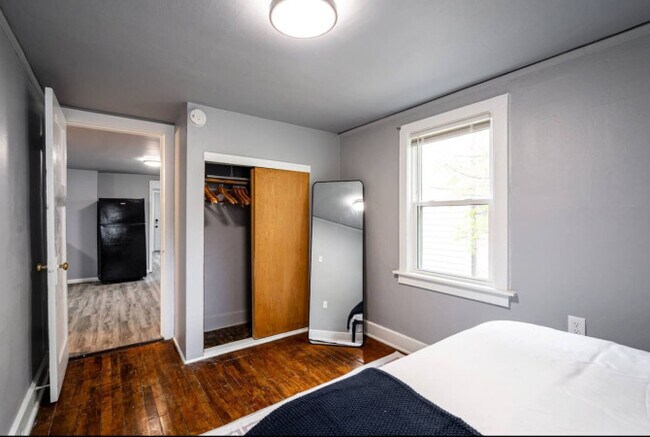 Foto del edificio - 1529 N Jefferson St