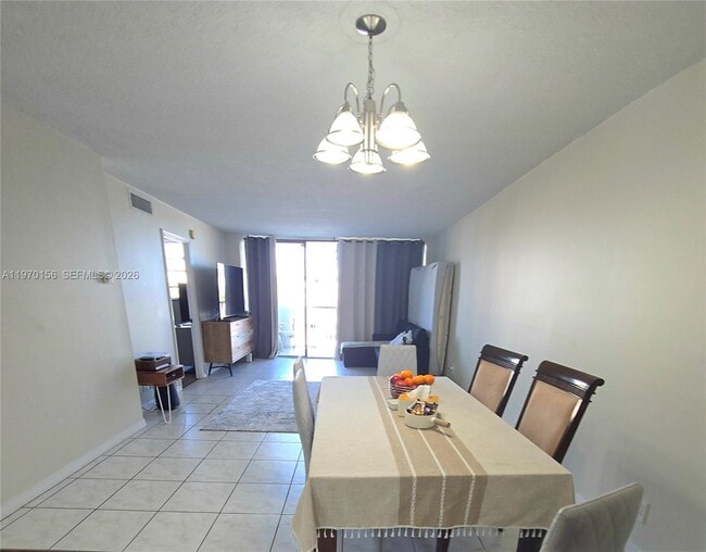 Foto del edificio - 3703 NE 166th St