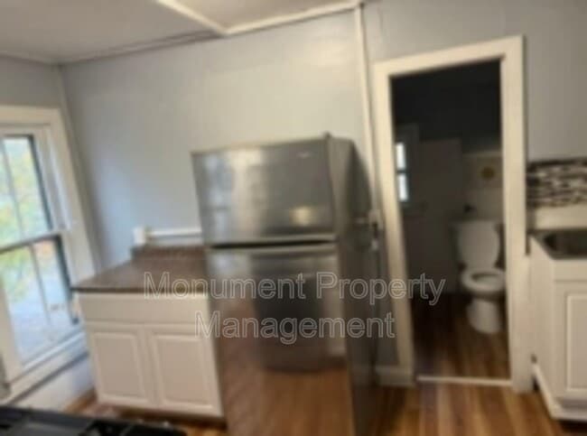 Building Photo - 435 S Meadow St