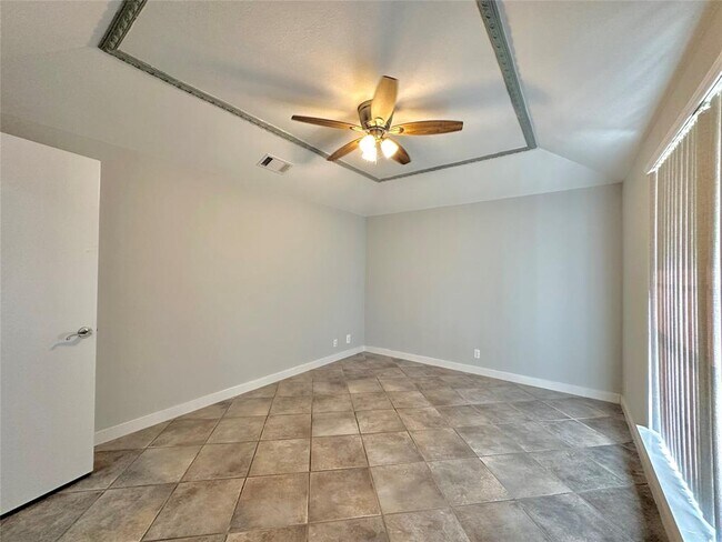 Foto del edificio - 11740 D-K Ranch Rd