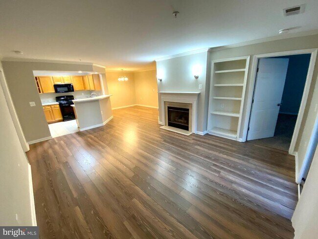 Foto del edificio - 18003 Cloppers Mill Terrace