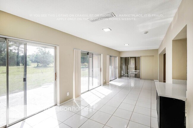 Foto del edificio - 4903 Banyan Ln