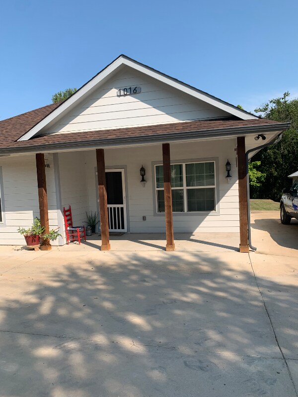 Foto principal - 1016 S Rogers St