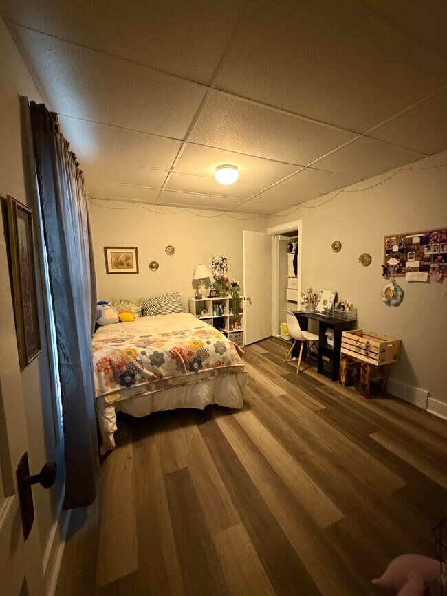 Foto del edificio - 200 E 9th St