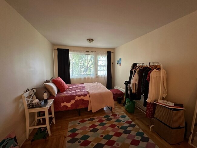 Chambre à coucher - 4455 rue Colonial