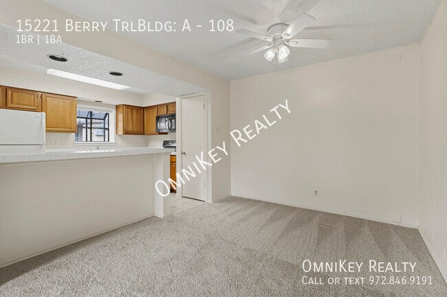 Foto del edificio - 15221 Berry Trail