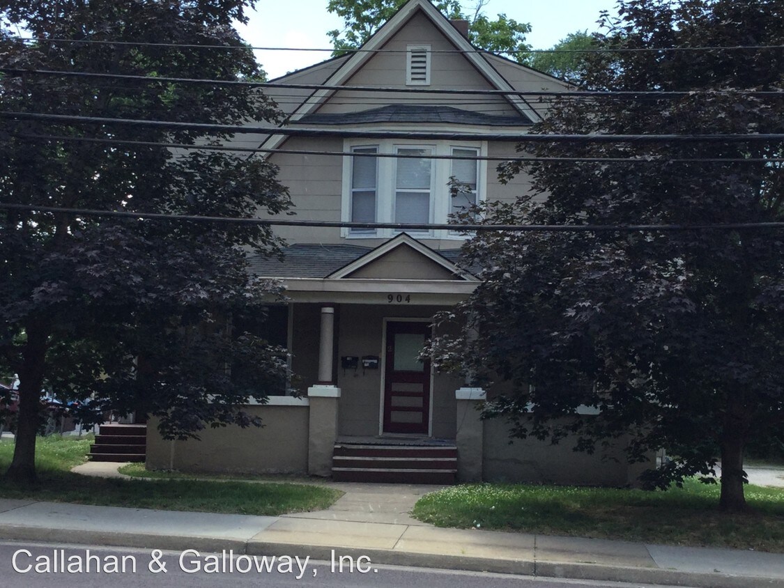 Primary Photo - 904 Rogers St
