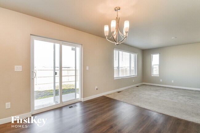 Building Photo - 10178 Luneth Dr