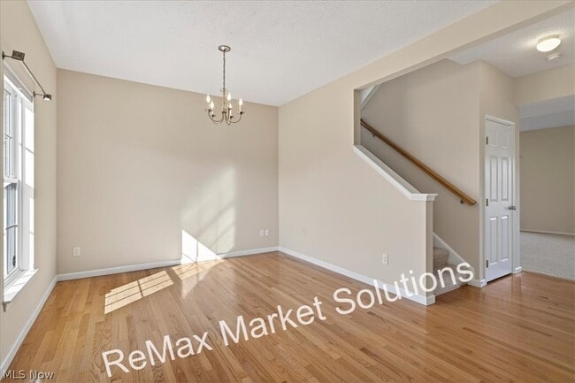 Building Photo - 159 Stone Ridge Way