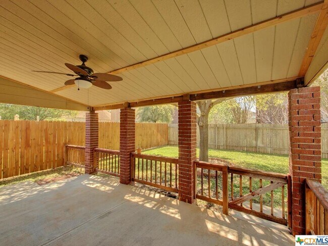 Building Photo - 1101 Stillwell Ridge