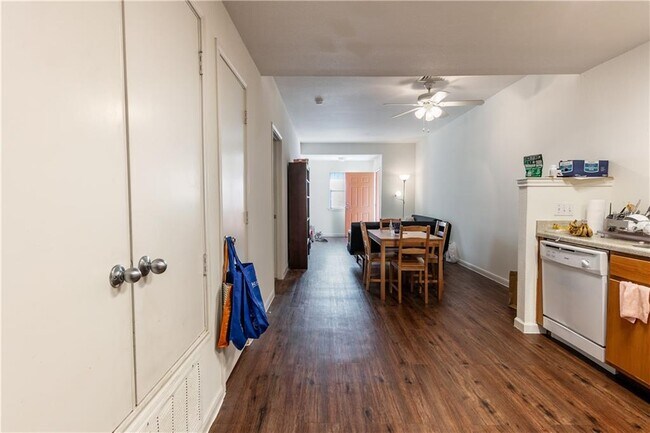 Building Photo - 2824 Rio Grande St