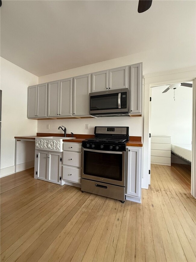 Foto del edificio - 354 Chestnut Ave