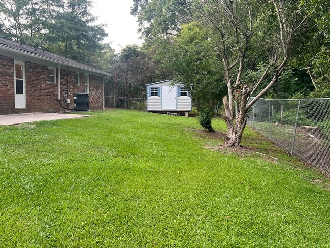 Building Photo - 2530 Gerbing Rd