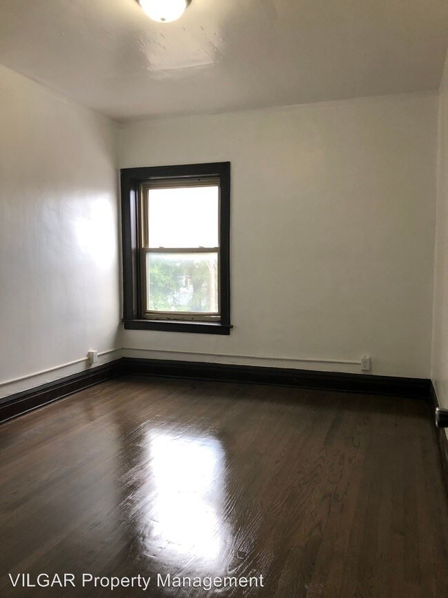Building Photo - 5617-5619 Hohman Ave