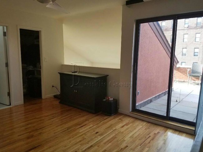 Foto del edificio - 8717 21st Ave